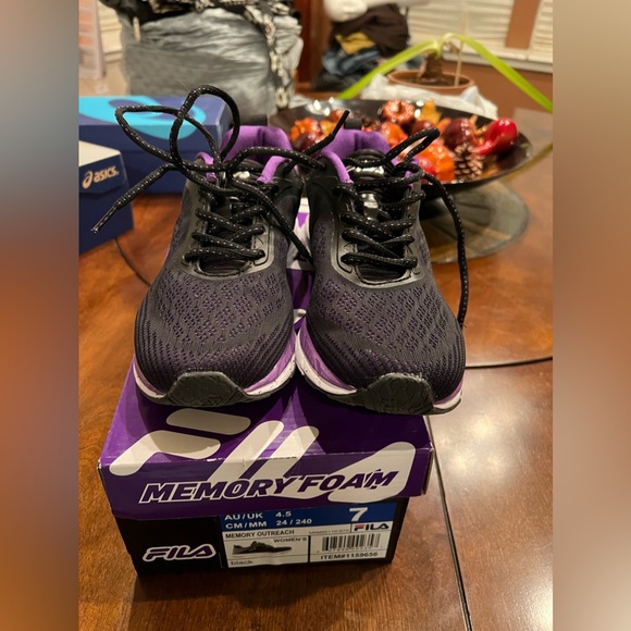 Fila Womens 5RM00110-970 Black Purple Synthetic Textile Running Shoes Size 7 - Picture 2 of 6